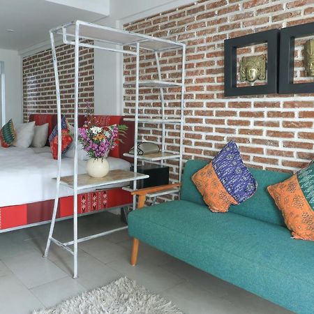 Base Guest House Canggu Extérieur photo
