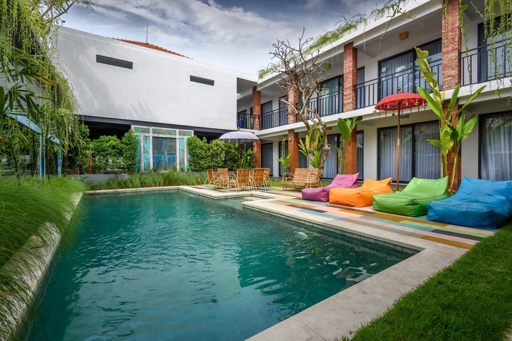 Base Guest House Canggu Extérieur photo